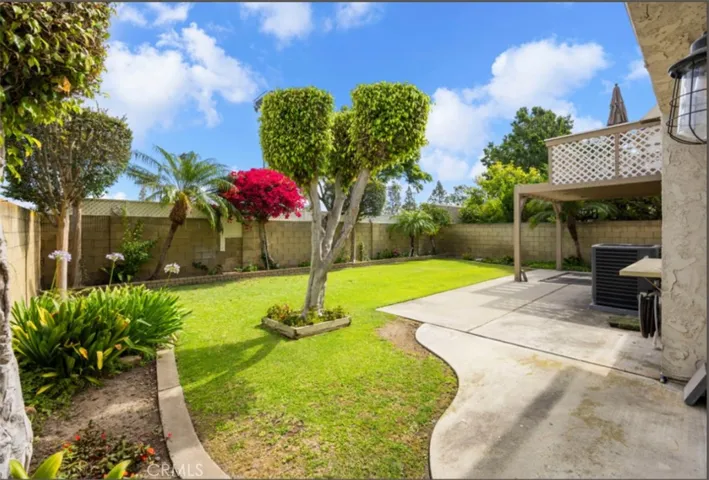 13129 Beach, Cerritos, California 90703