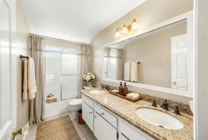 13129 Beach, Cerritos, California 90703