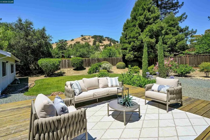 3165 Padre St, Lafayette, California 94549