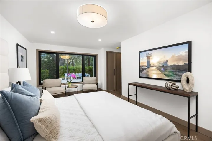 4607 Alta Canyada, La Canada Flintridge, California 91011