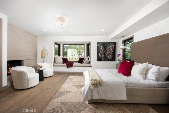 4607 Alta Canyada, La Canada Flintridge, California 91011