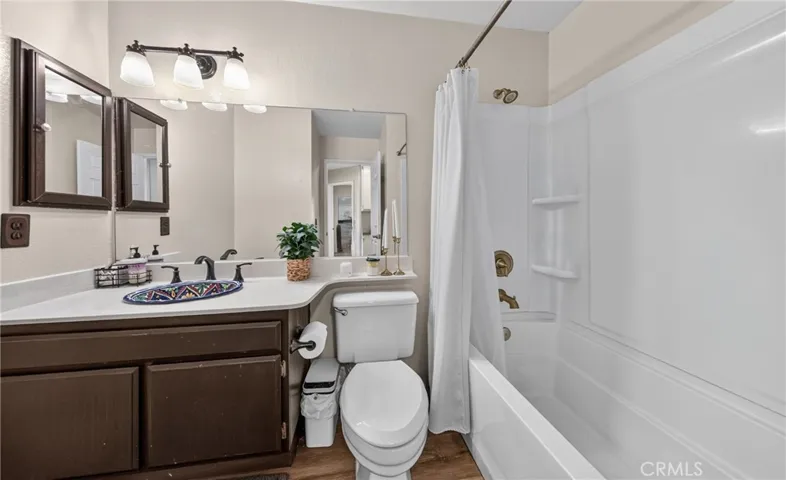 28958 Shadow Creek, Highland, California 92346
