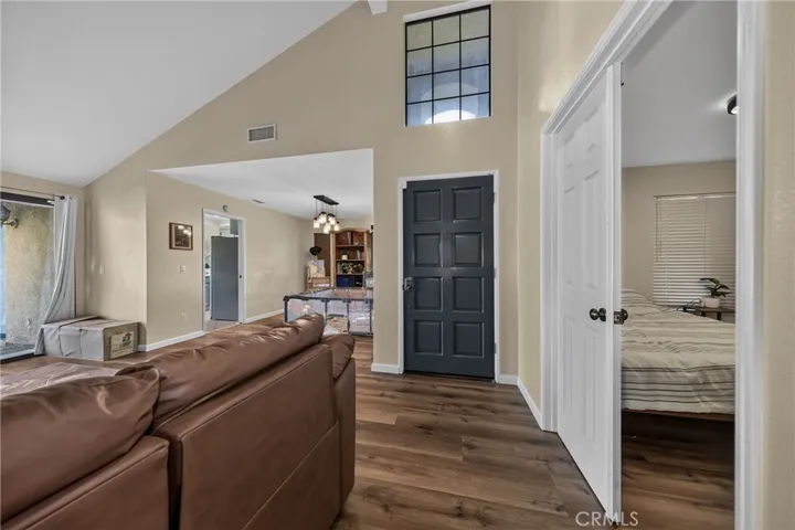 28958 Shadow Creek, Highland, California 92346