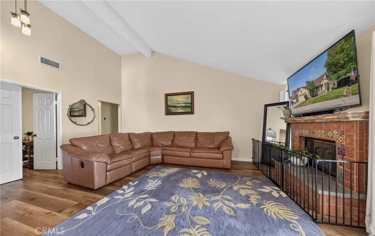28958 Shadow Creek, Highland, California 92346