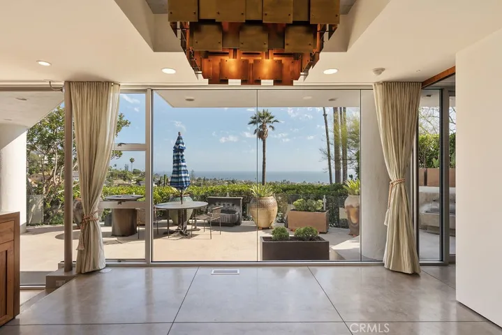 920 Skyline Drive, Laguna Beach, California 92651