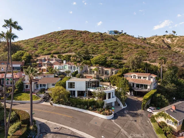 920 Skyline Drive, Laguna Beach, California 92651