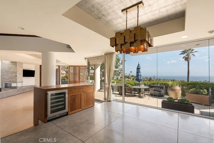 920 Skyline Drive, Laguna Beach, California 92651