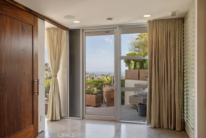 920 Skyline Drive, Laguna Beach, California 92651