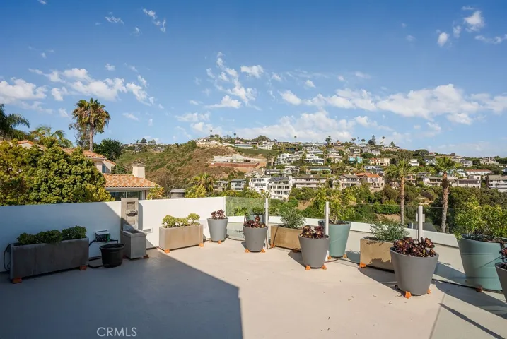 920 Skyline Drive, Laguna Beach, California 92651