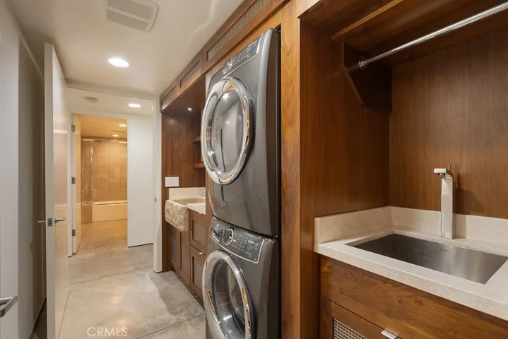 920 Skyline Drive, Laguna Beach, California 92651