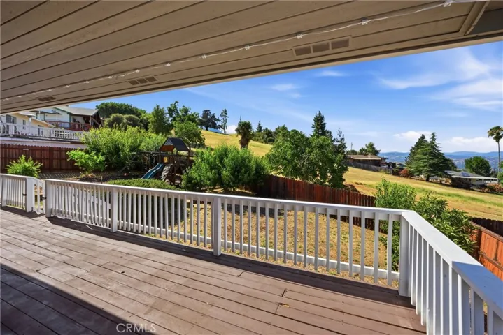 10370 Fairway Drive, Kelseyville, California 95451