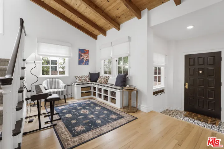 2330 Midvale Avenue, Los Angeles, California 90064