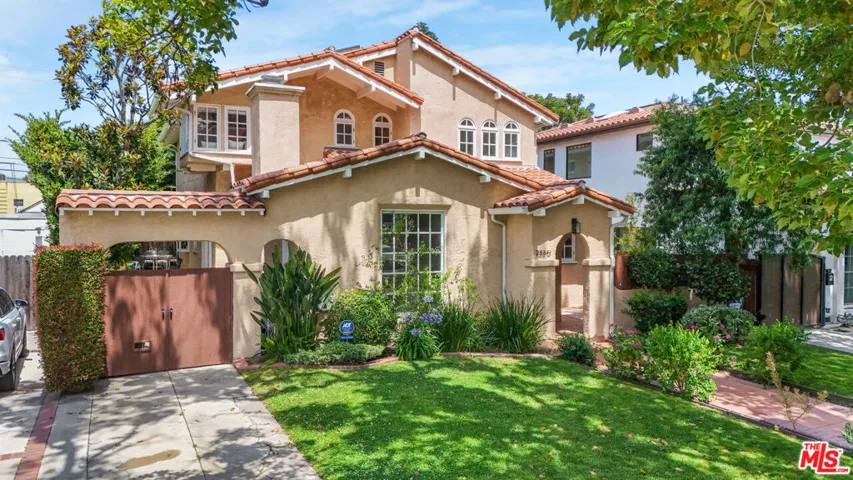 2330 Midvale Avenue, Los Angeles, California 90064