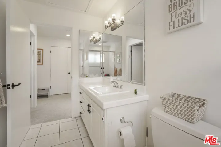 2330 Midvale Avenue, Los Angeles, California 90064