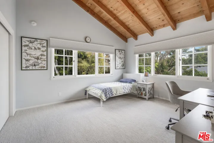 2330 Midvale Avenue, Los Angeles, California 90064