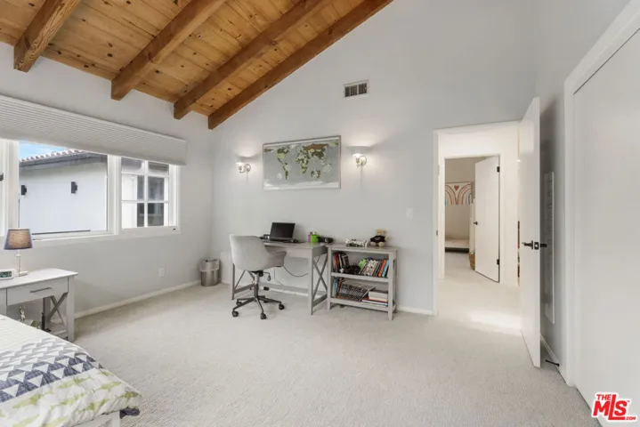 2330 Midvale Avenue, Los Angeles, California 90064