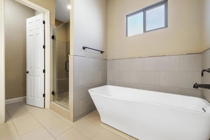 1027 Winter Lane, Patterson, California 95363