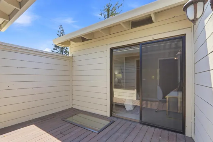102 Lancewood Place, Los Gatos, California 95032