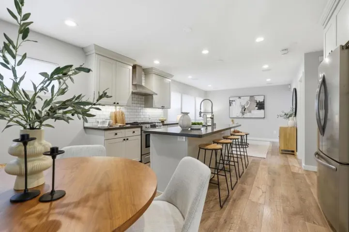140 2nd Street, Gilroy, California 95020