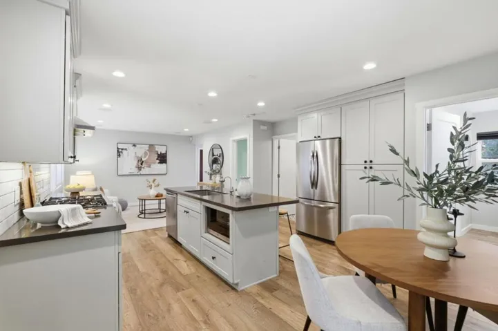 140 2nd Street, Gilroy, California 95020