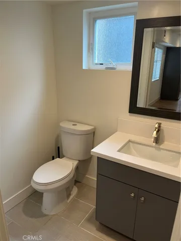 2151 S West View Street, Los Angeles, California 90016