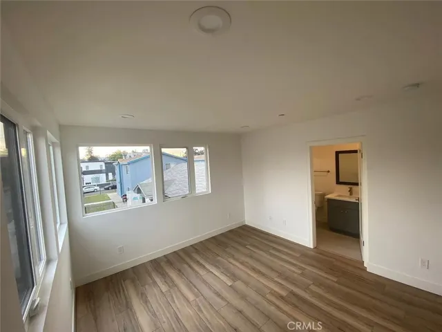 2151 S West View Street, Los Angeles, California 90016