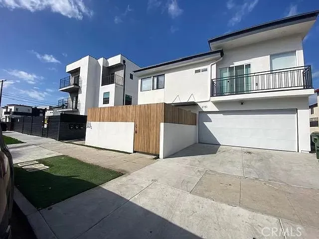 2151 S West View Street, Los Angeles, California 90016