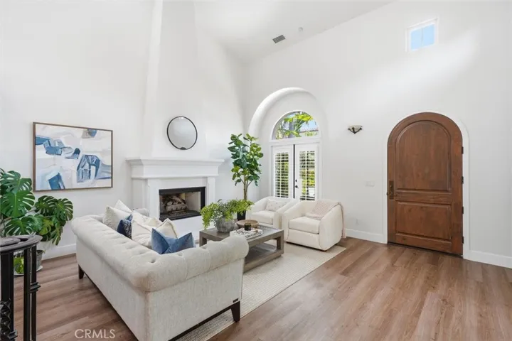 3305 Clay Street, Newport Beach, California 92663