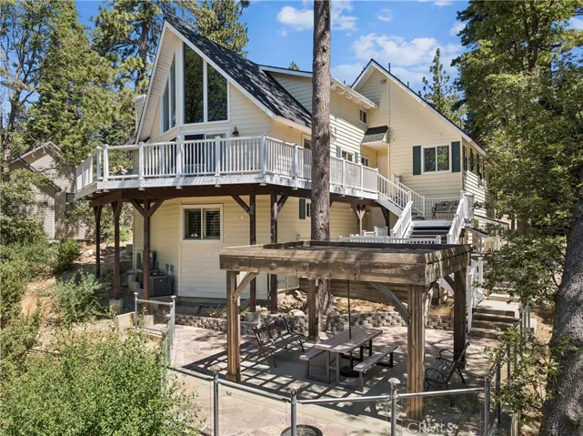 26355 Augusta, Lake Arrowhead, California 92352