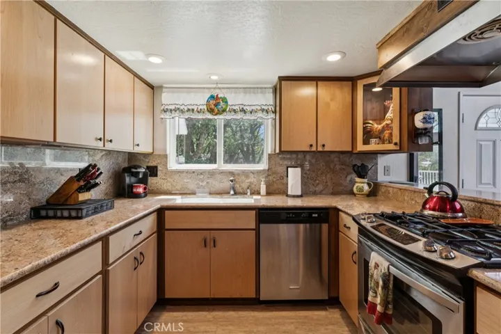 26355 Augusta, Lake Arrowhead, California 92352