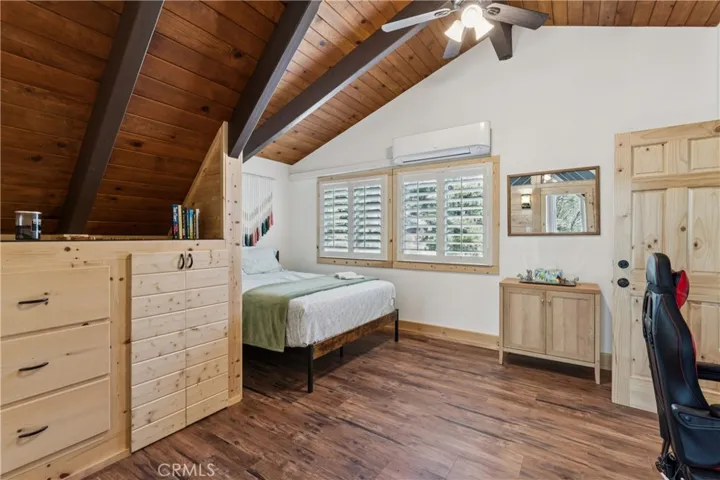 26355 Augusta, Lake Arrowhead, California 92352