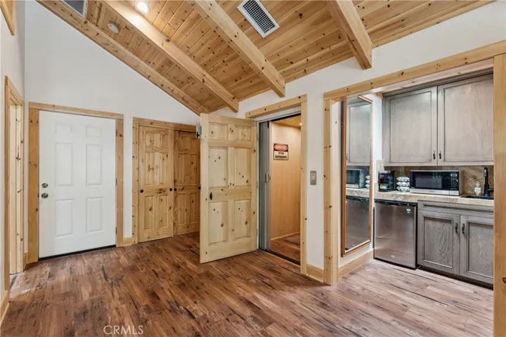 26355 Augusta, Lake Arrowhead, California 92352