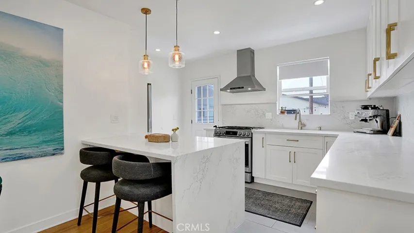 292 Monrovia, Long Beach, California 90803