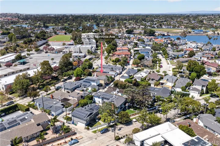 292 Monrovia, Long Beach, California 90803