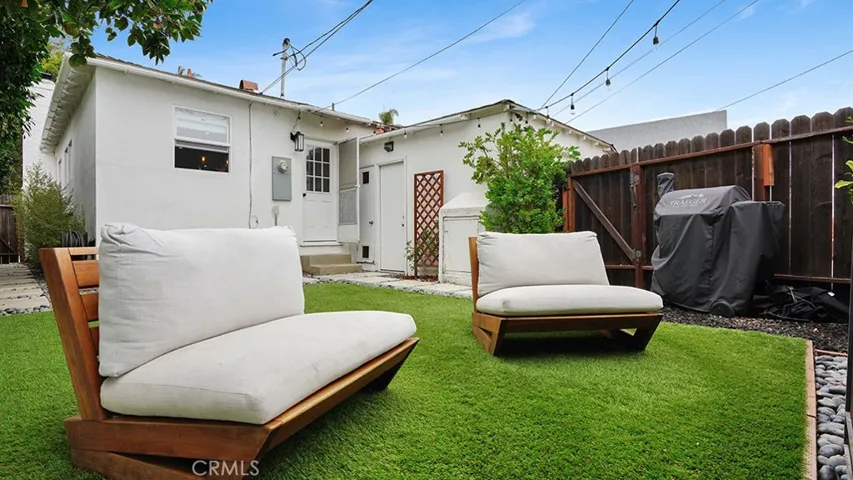 292 Monrovia, Long Beach, California 90803