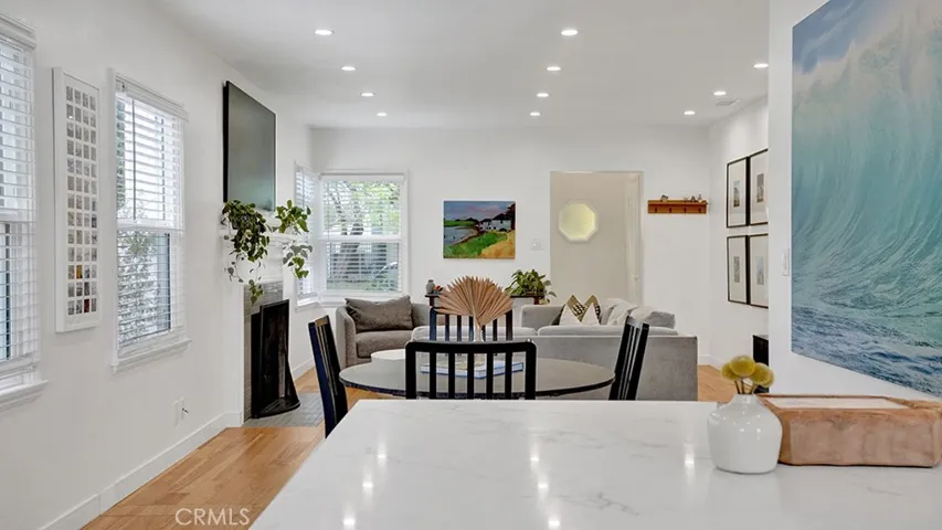 292 Monrovia, Long Beach, California 90803