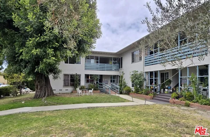 5625 1/2 Clemson Street, Los Angeles, California 90016