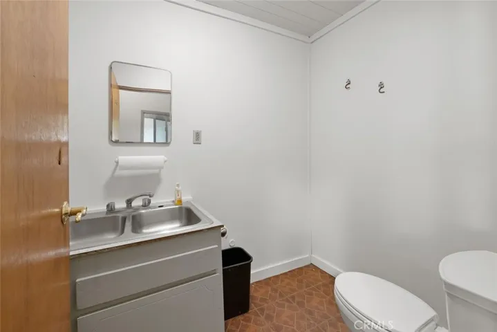 3724 Oak St., Paso Robles, California 93446