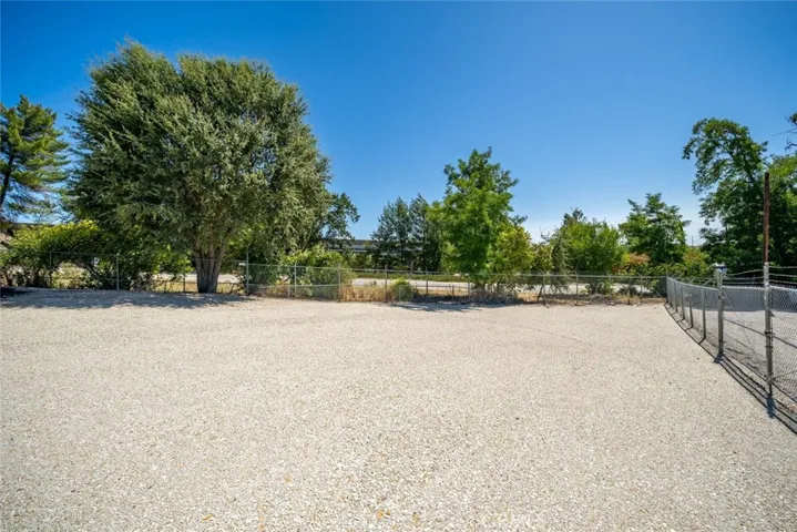 3724 Oak St., Paso Robles, California 93446