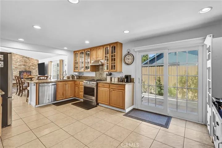 23801 Lindley, Mission Viejo, California 92691
