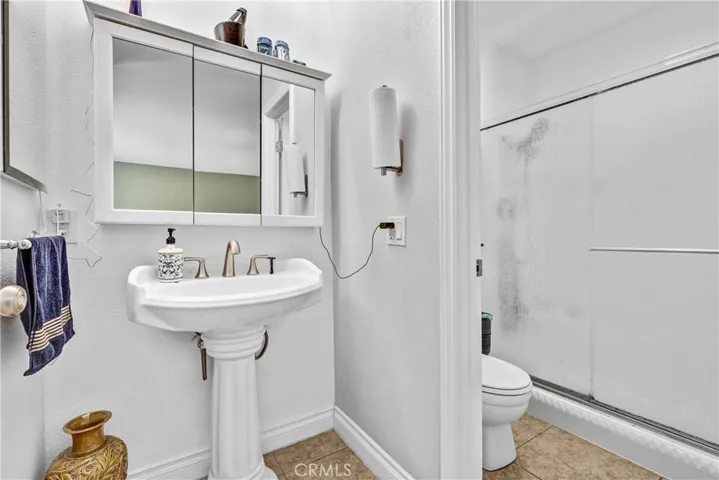 23801 Lindley, Mission Viejo, California 92691