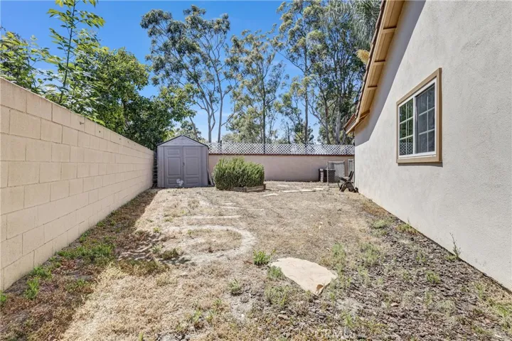 23801 Lindley, Mission Viejo, California 92691