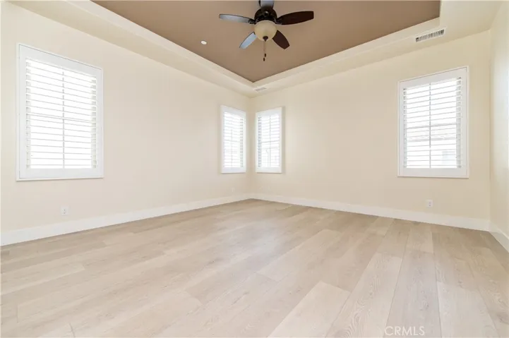 85 Birmingham, Irvine, California 92620