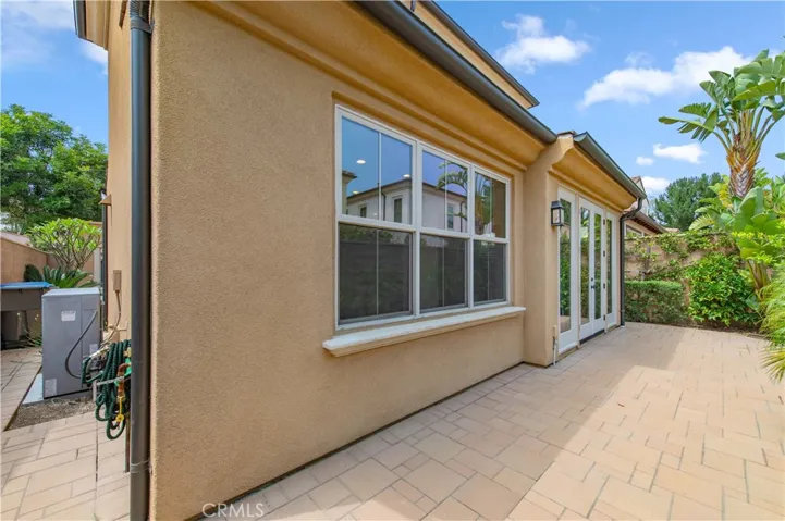85 Birmingham, Irvine, California 92620