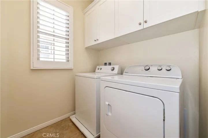 85 Birmingham, Irvine, California 92620