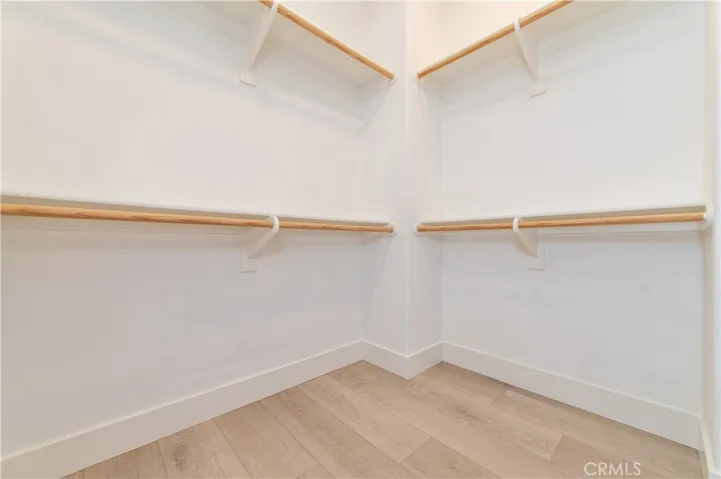 85 Birmingham, Irvine, California 92620