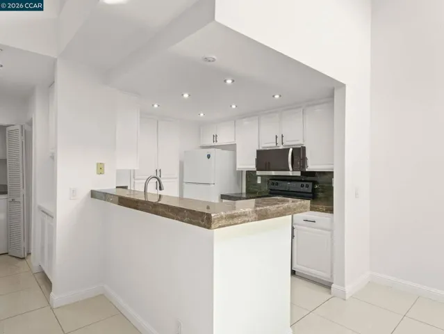 6204 Buena Vista Dr B, Newark, California 94560