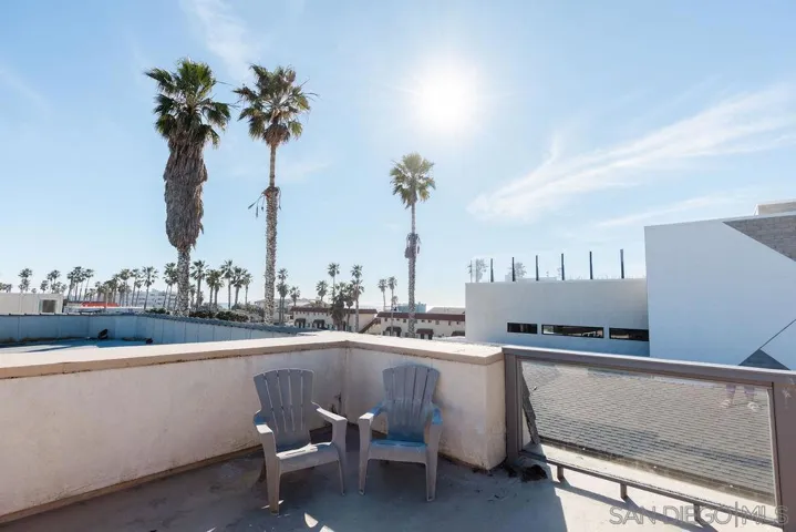 Shared rooftop deck.