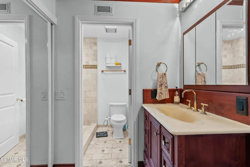 Primary Suite Ensuite Full Bathroom