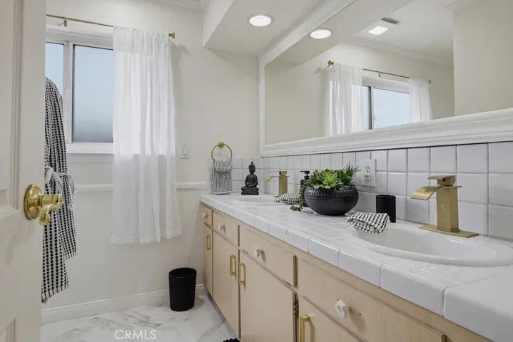 1165 N Harding, Orange, California 92867